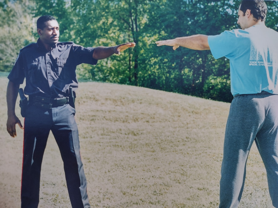 non-compliant subject distancing training